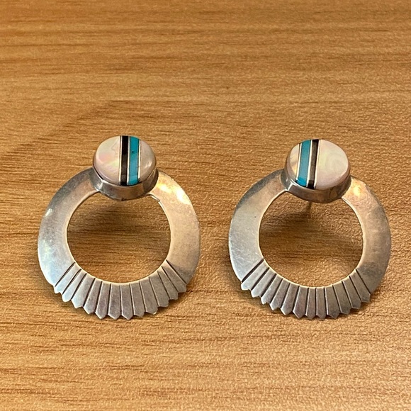 Native Jewelry - Vintage Zuni round sterling silver earrings, inlaid with turquoise, onyx and MOP